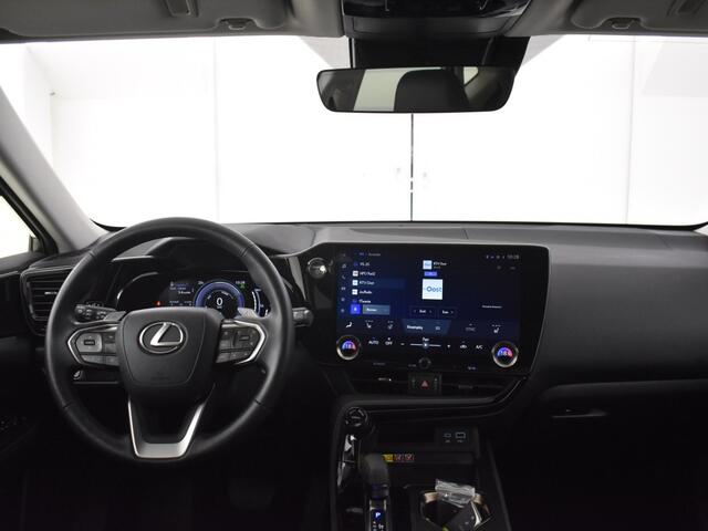 Lexus NX 450h+ AWD Plug in Hybrid Luxury Line | Trekhaak | Stoel en Stuur