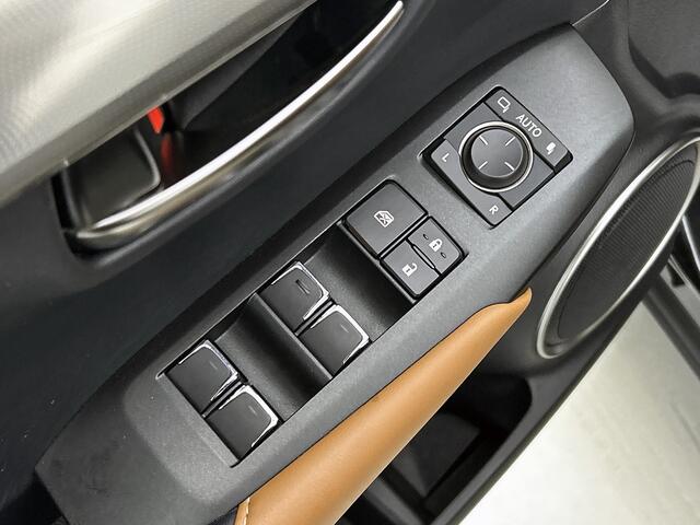 Lexus NX 300h AWD Luxury Line