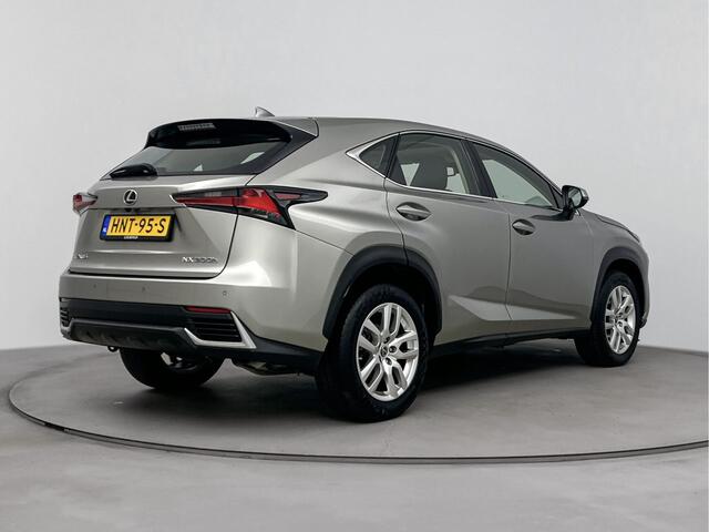 Lexus NX 300h AWD Luxury Edition Limited | Glazen Panoramadak | Groot Navigatie | Zwart Leder interieur |