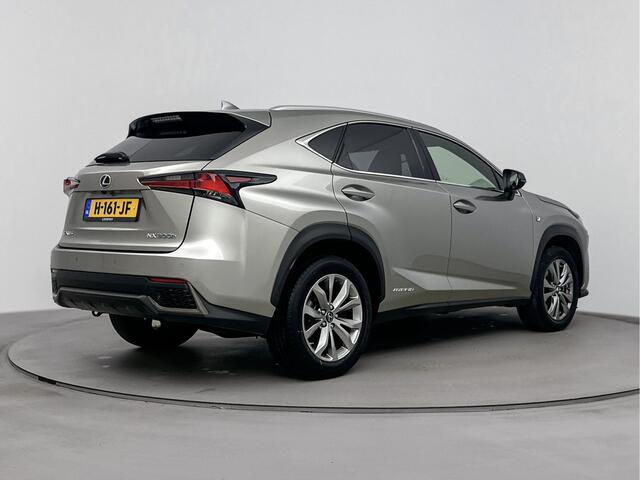 Lexus NX 300h AWD F Sport Line | Adaptive Cruise | Parkeersensoren | Stoelverwarming |