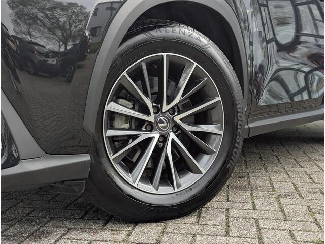 Lexus NX 450h+ AWD Luxury Line | Stoel- stuurverwarming | Elek. achterklep | Elek. stoel- stuurverstelling | BSM | ACC | PDC V+A