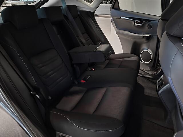 Lexus NX 300h AWD Business Line Dealer onderhouden|Mercury Grey|LED|Camera|Parkeersensoren