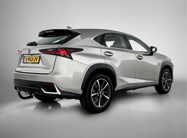 Lexus NX 300h AWD Sport Edition | Apple CarPlay / Android Auto | Panoramadak | Trekhaak |
