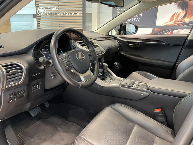 Lexus NX 300h AWD President Line | Mark Levinson | LED koplampen adaptief | HUD | Panoramadak |