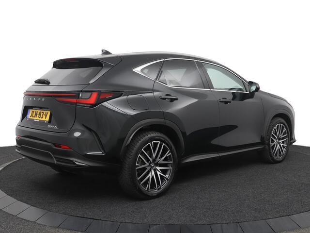 Lexus NX 450h+ AWD Executive Line | 20 Inch Lichtmetalen velgen | Rondomzicht camera | Verwarmbaar stuurwiel