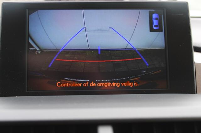 Lexus NX 300h AWD Luxury Line + Elektr.schuifkantel dak