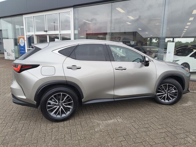 Lexus NX 450h+ AWD Luxury Line | Trekhaak | 1500Kg Trekgew. | Leder | And