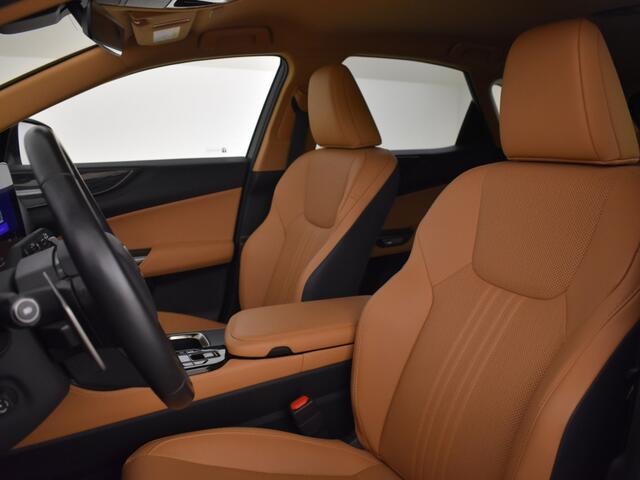 Lexus NX 450h+ AWD Luxury Line |1500kg trekgewicht | Trekhaak |