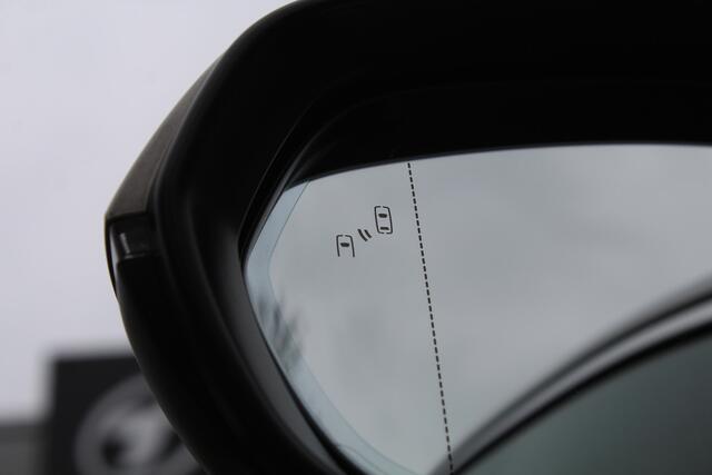 Lexus NX 450h+ AWD Luxury Line | Rijklaar | Trekhaak 1.500kg | Leder | Stoel-/stuurverw. | El.achterklep | Blind Spot | El.stoelen