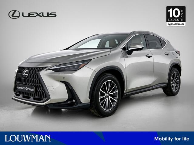 Lexus NX 450h+ AWD Luxury Line | Navigatie | HUD | Elektrische Achterklep |