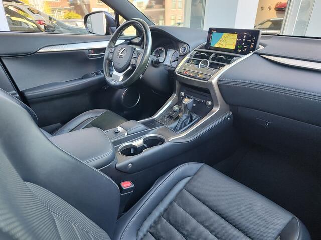 Lexus NX 300h AWD F SPORT LINE AUTOMAAT Head-up Display | Stoelventilatie | Panoramadak