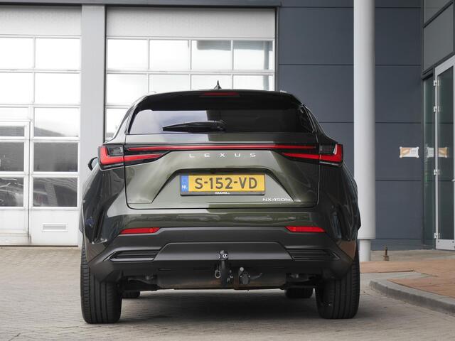 Lexus NX 450h+ AWD Launch Edition | Schuif/kanteldak | Elektrische verstelbare stoelen | Stuur en stoelverwarming | Adaptive cruise control | Camera rondom | Navigatie | Head up display | Trekhaak