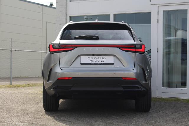 Lexus NX 450h+ AWD President Line I Mark Lev. I Pano I Facelift I Plug-in I Direct leverbaar!