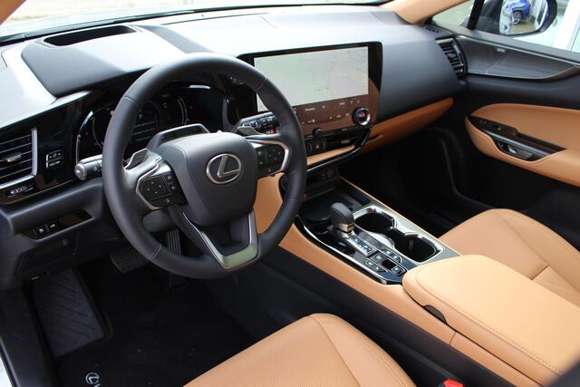Lexus NX 450h+ AWD President Line I Mark Lev. I Pano I Facelift I Plug-in I Direct leverbaar!