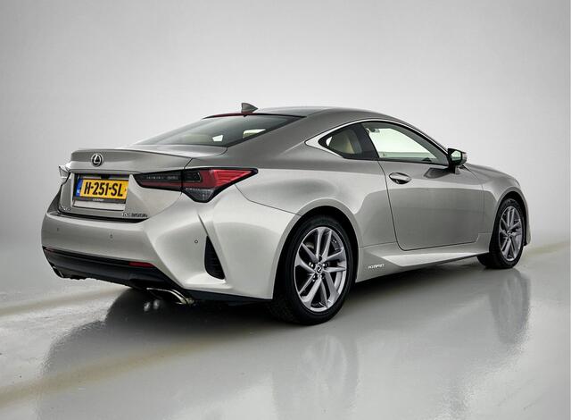 Lexus RC 300h Luxury Line