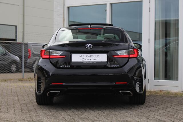 Lexus RC 300h Hybride F-Sport Line I Open dak I Leder I Adaptive Cruise