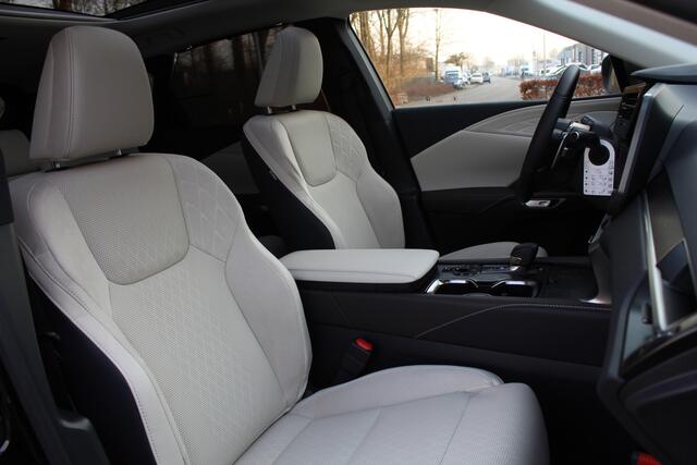 Lexus RX RX450h+ President Line AWD | Rijklaar | Pano | Mark Levinson | Head-Up | Semi-Aniline leder | Memory