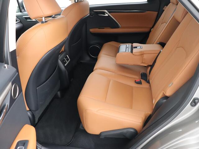 Lexus RX 450h AWD Luxury Line | Stoelverwarming en -ventilatie | Apple Carplay/ Android Auto | Safety System+ |