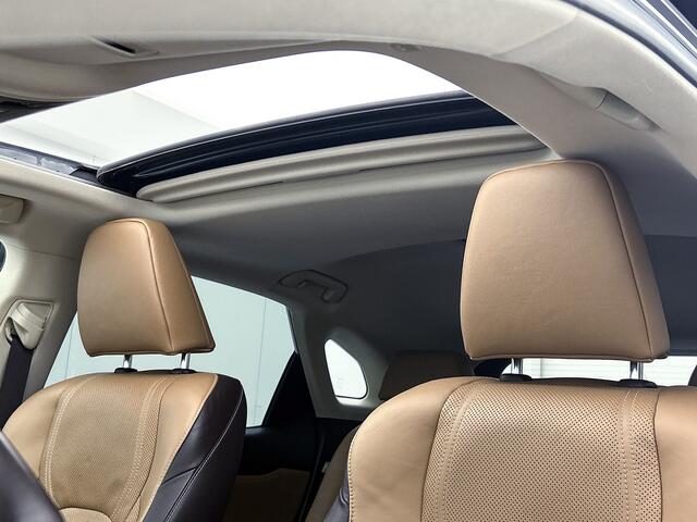 Lexus RX 450h 4WD Luxury Line