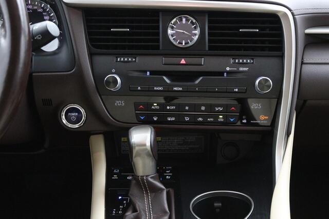 Lexus RX 450h 4WD Luxury Line | Dealeronderhouden | Elektrisch schuif-/kanteldak | Afn. Trekhaak | Stoelgeheugen
