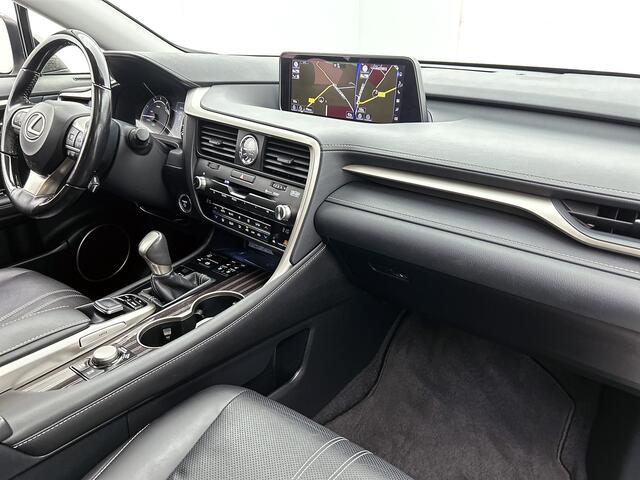 Lexus RX 450h 4WD President Line | Mark Levinson Premium Surround | Schuif/Kantel dak | 360 camera | Head-Up Display | BlindSpot Monitor | Elektrische achterklep | Parkeersensoren voor+achter |