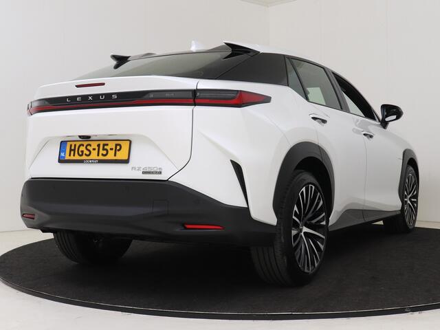 Lexus RZ 450e Comfort Line 71 kWh | Stoelverwarming | 20" Velgen | Standkachel |