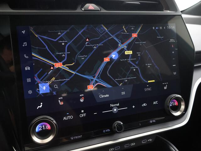 Lexus RZ 450e Executive Line 71 kWh | BTW voertuig | Panoramadak | Stoel+stuurverwarming | Blind Spot Monitor | Parkeersensoren voor+achter | Apple CarPlay/Android Auto | Elektrische Achterklep | Navigatie |