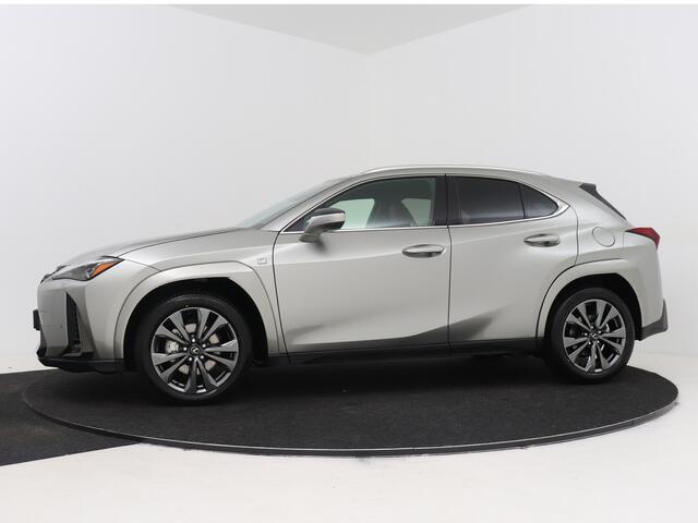 Lexus Ux 300h F SPORT Line | 360 Camera | Leder | LM velgen | Schuif/kanteldak | Parkeersensoren |