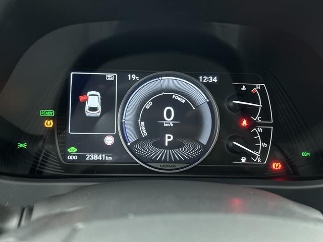 Lexus Ux 250h Business Line | Stoelverwarming | Stuurverwarming | Parkeersensoren |