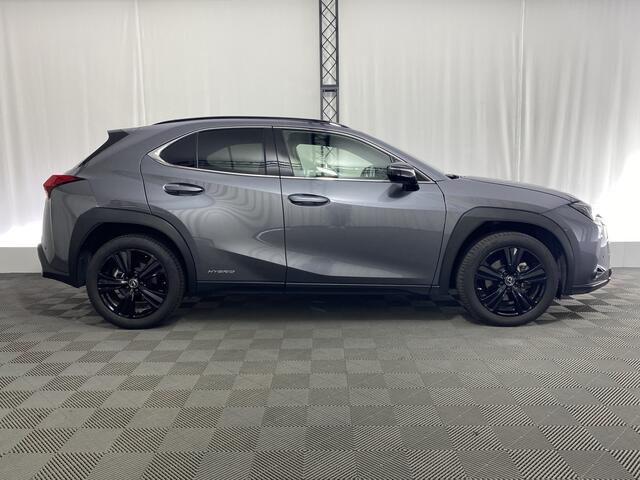 Lexus Ux 250h F Sport Line | Apple Carplay | Dodehoek Det. | Camera | Draadloze Lader |