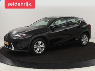 lexus-ux-250h-awd--carplay--adapt