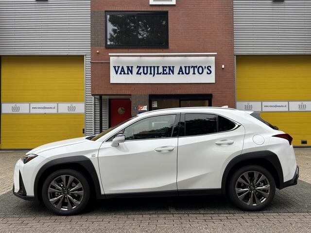 Lexus Ux 300h F-Sport Design Leder ACC Camera Blindspot 18'' BTW