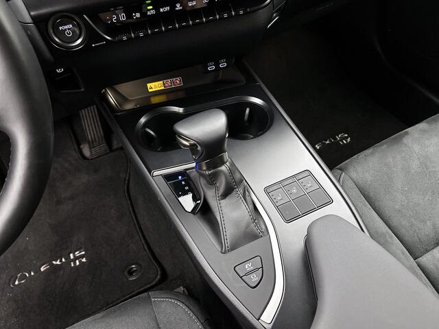 Lexus Ux 250h Business Line | Parkeersensoren | Face Lift | Stoelverwarming |