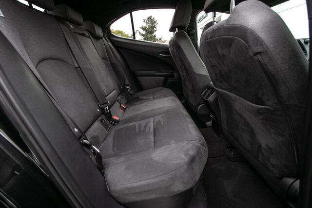 Lexus Ux 250h Preference Line - Dealerond. | Adaptive cruise | Cam. | Android Auto/Carplay |