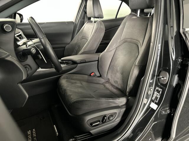 Lexus Ux 300e Business 54 kWh Elektrisch Rijden in Stijl | Nette auto | Apple Carplay / Android Auto