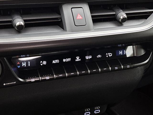 Lexus Ux 250h Business Line | Lederen bekleding | Stoelverwarming | Stuurverwarming "