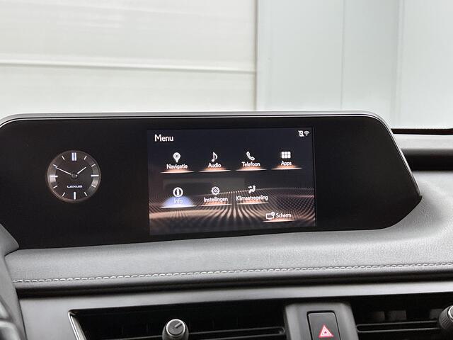 Lexus Ux 250h First Edition | Carplay | Parkeersensoren | Navigatie |