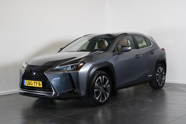 Lexus Ux 250h Executive Line | Mark Levinson | LED koplampen |