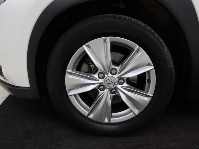 Lexus Ux 250h Business Line | Parkeercamera | Navigatie | Apple Carplay & Android Auto |