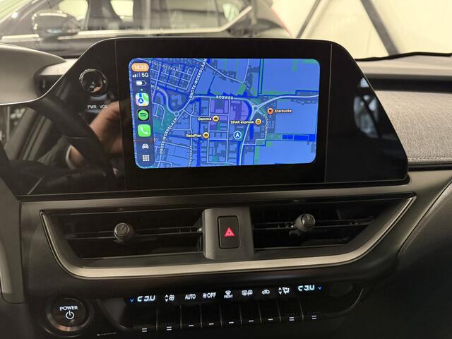 Lexus Ux 250h Camera/Trekhaak/Apple