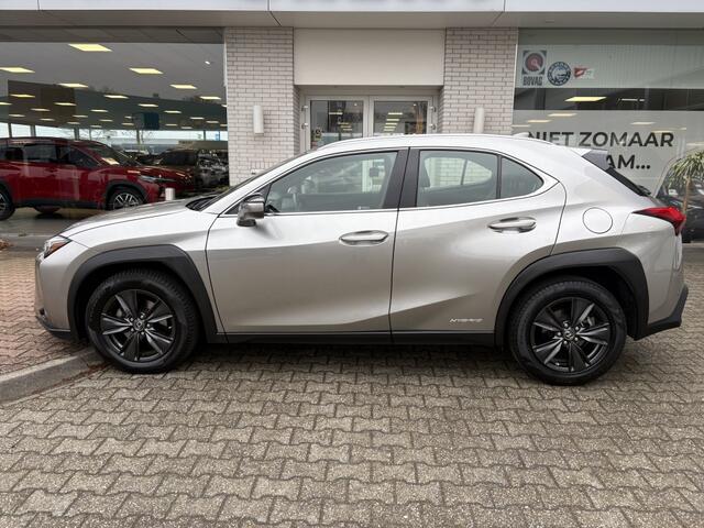 Lexus Ux 250h Luxury Line | Leder | Sensoren v/a | 17'' LM Velgen | Andro