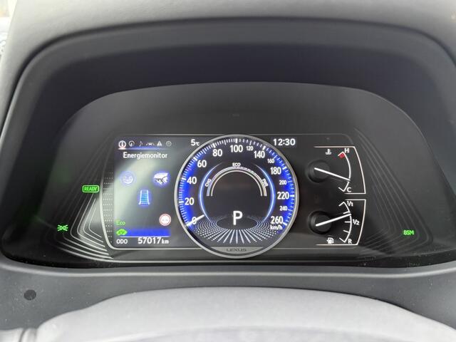 Lexus Ux 250h Luxury Line | Leder | Sensoren v/a | 17'' LM Velgen | Andro