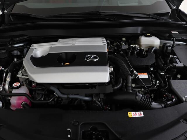 Lexus Ux 250h AWD F Sport Line | Head-up display | Vierwielaandrijving | Stoelverwarming |