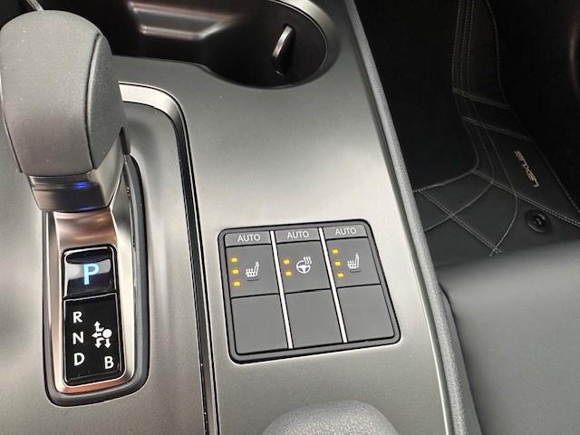 Lexus Ux 300h 35th Edition