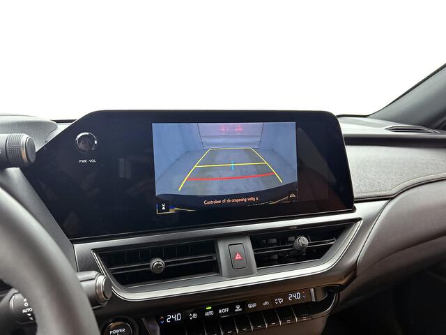 Lexus Ux 300h F SPORT Design | Navigatie | BLS | PDC |