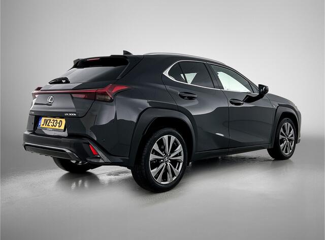 Lexus Ux 300h F SPORT Design