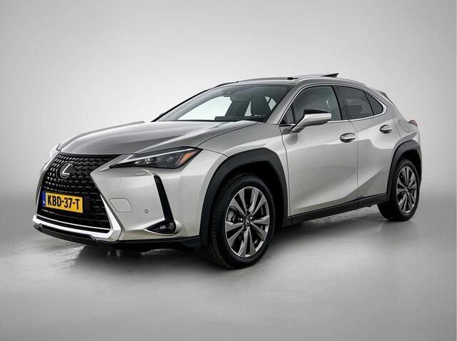 Lexus Ux 250h Executive Line | Premium Navigatiesysteem | Head-up Display | Stuurverwarming |