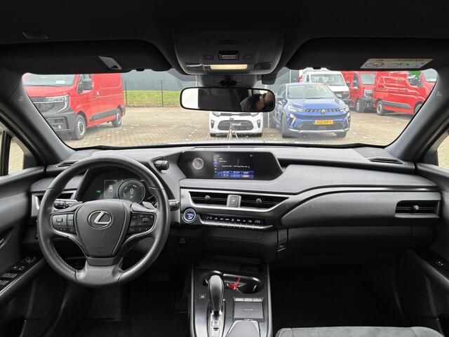 Lexus Ux 300e Business 54 kWh | Zeer nette auto |