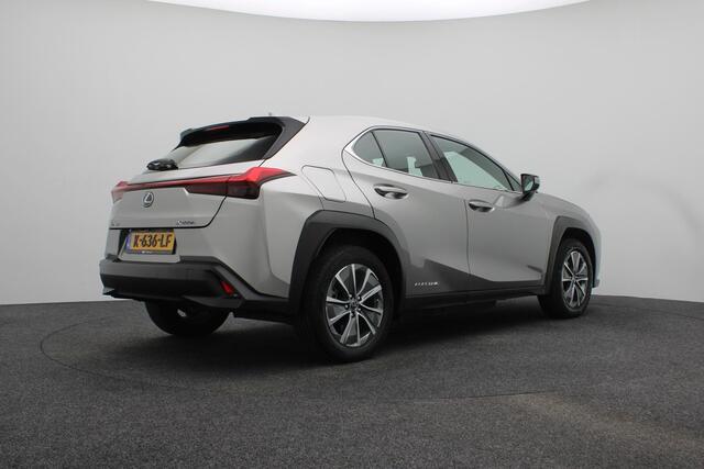 Lexus Ux 300e 54 kWh | Climate | ACC