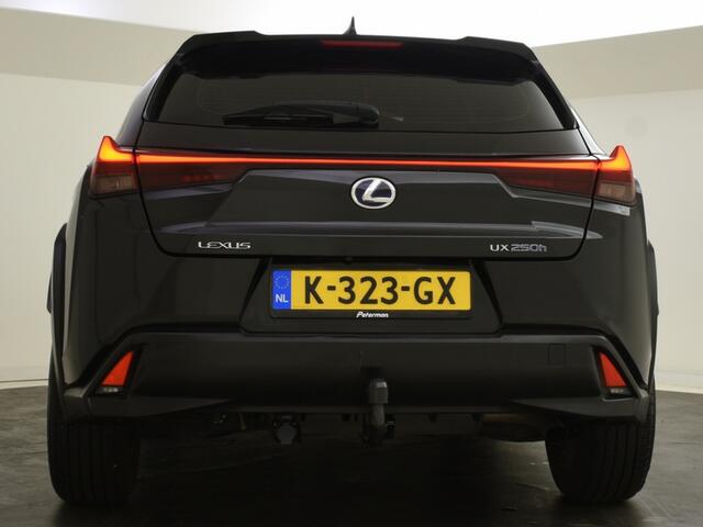 Lexus Ux 250h Bussines Line Pro | Trekhaak | Navigatie | Carplay |